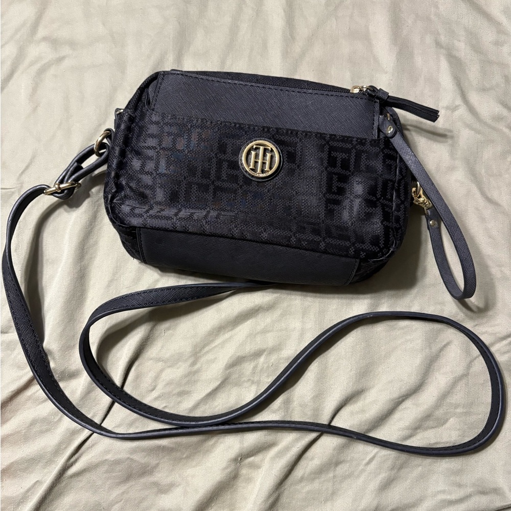 Tommy Hilfiger Black Crossbody Bag